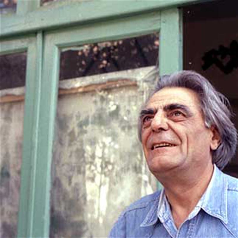 Akbar Mikhak