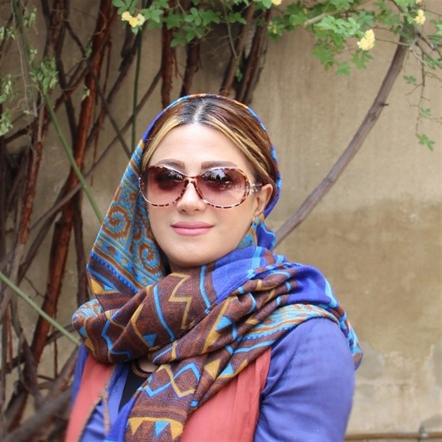 مینا حسن‌زاده