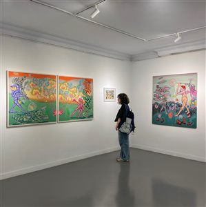 گزارش تصویری نمایش«گردش زیر آسمان نارنجی»