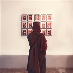 گزارش تصویری نمایشگاه «قهرمانان، دلاوران، نام‌آوران» در پروژه‌‌های آران 