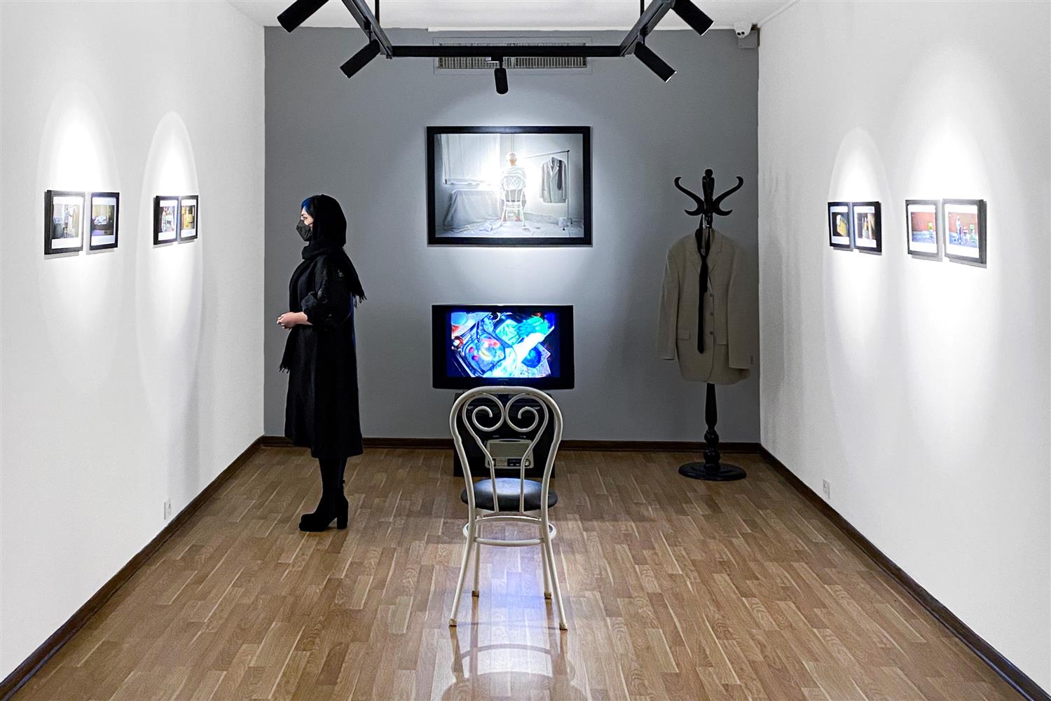 افتتاحیه نمایشگاه بیگانه با دیگری گالری آ بهمن ۱۴۰۰