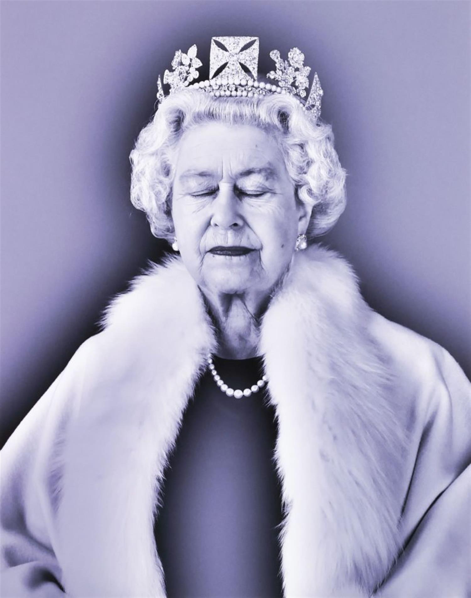 عکس ملکه انگلستان از هنرمند کریس لوین و ساتبیز